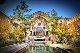 Read more about the article Story of Kashan rug