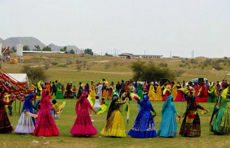 bakhtiari rugs a tapestry of tribal heritage (2)