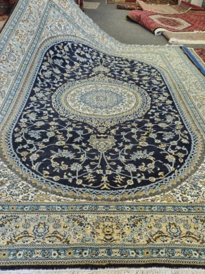 Nain carpet