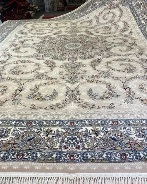 Ivory floral Isfahan