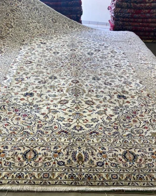 Persian rug Kashan