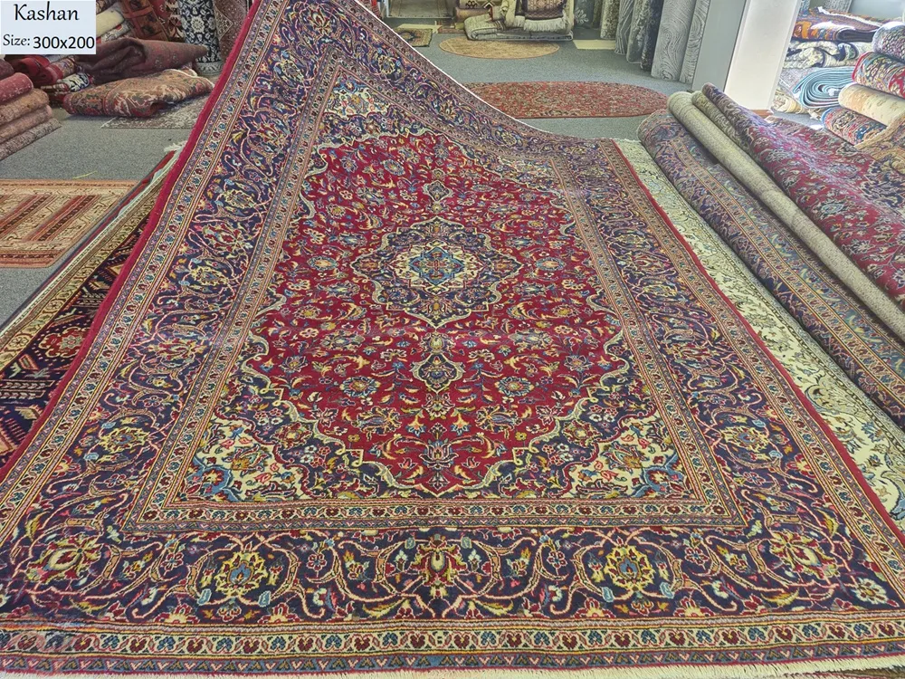 Pre loved Kashan