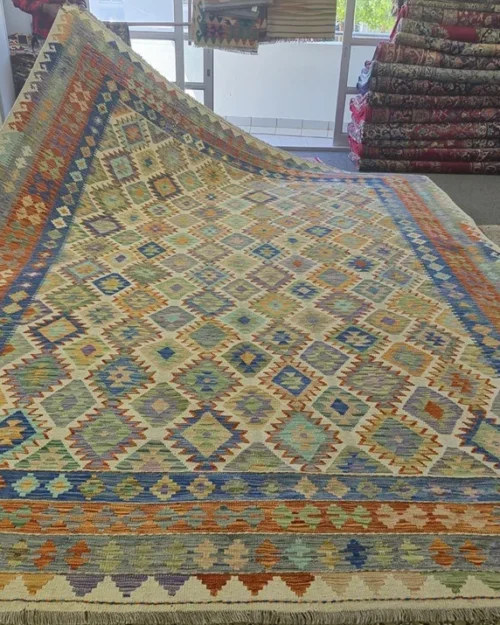 Kilim Chobi