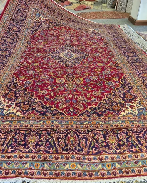 Hand-knotted Kashan