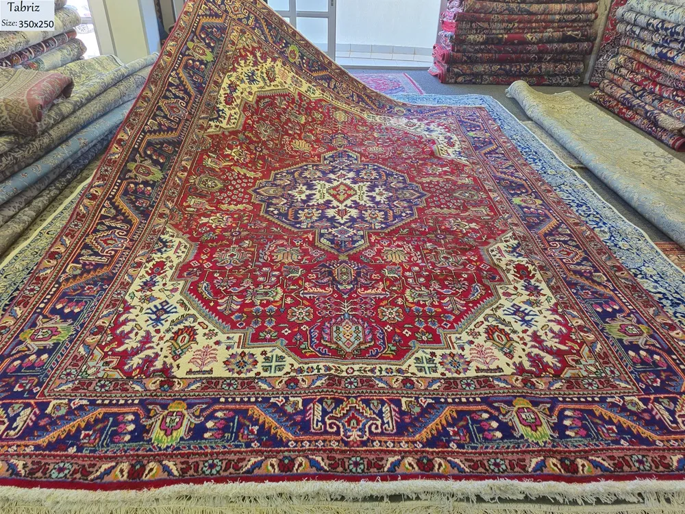 hand knotted tabriz rug 1 1