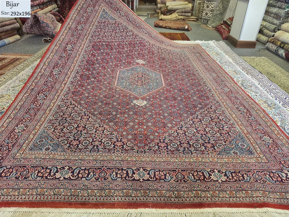 handmade bijar rug size 292x196 cm very fine hand knotted by silk on wool r35 000 valuation certificate 1