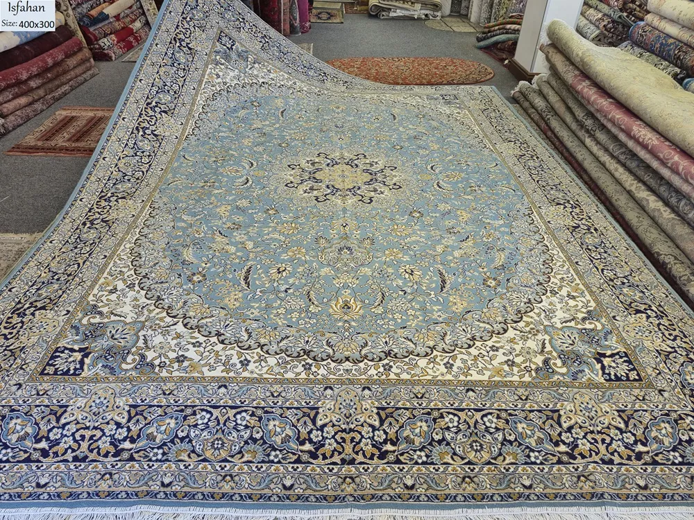 isfahan rug 1
