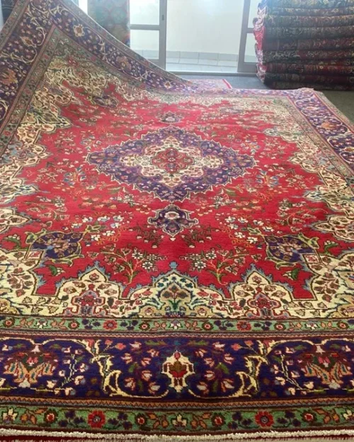 Second hand Tabriz