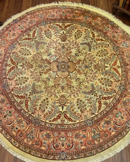 Round silk Isfahan
