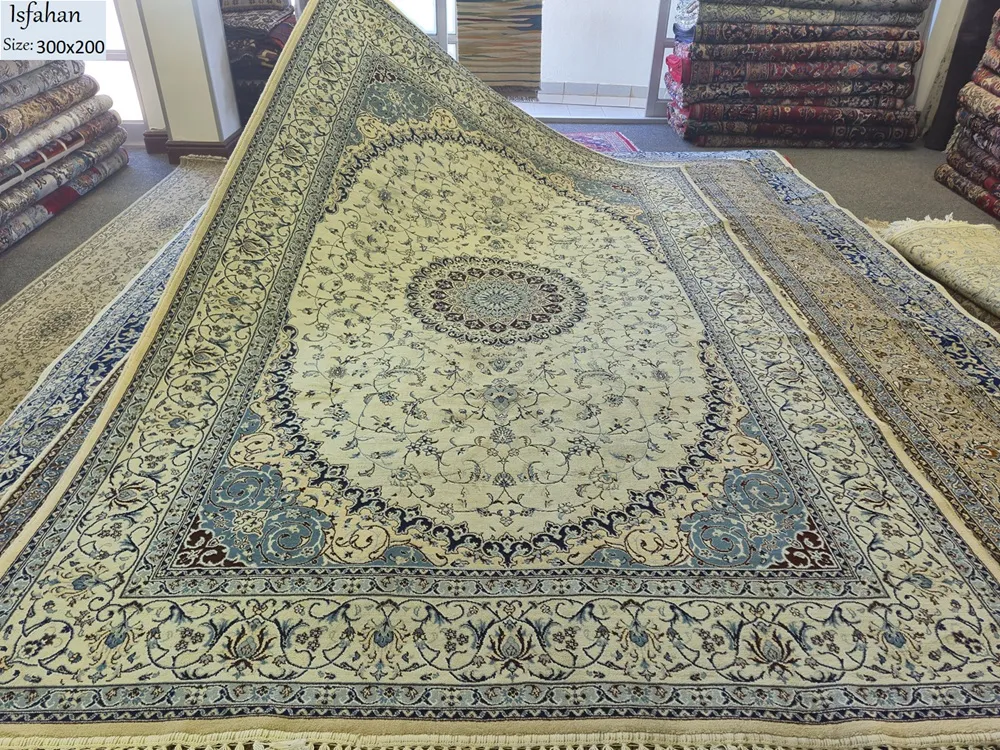 persian isfahan rug 2