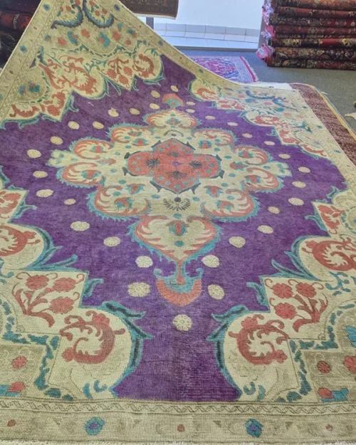 Oriental reload rug