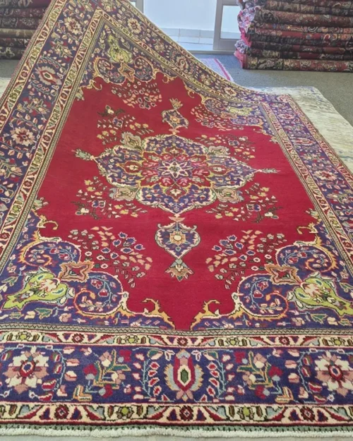 Authentic hand-knotted Tabriz