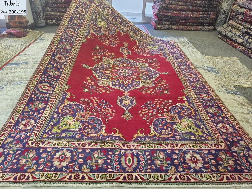 Authentic hand-knotted Tabriz