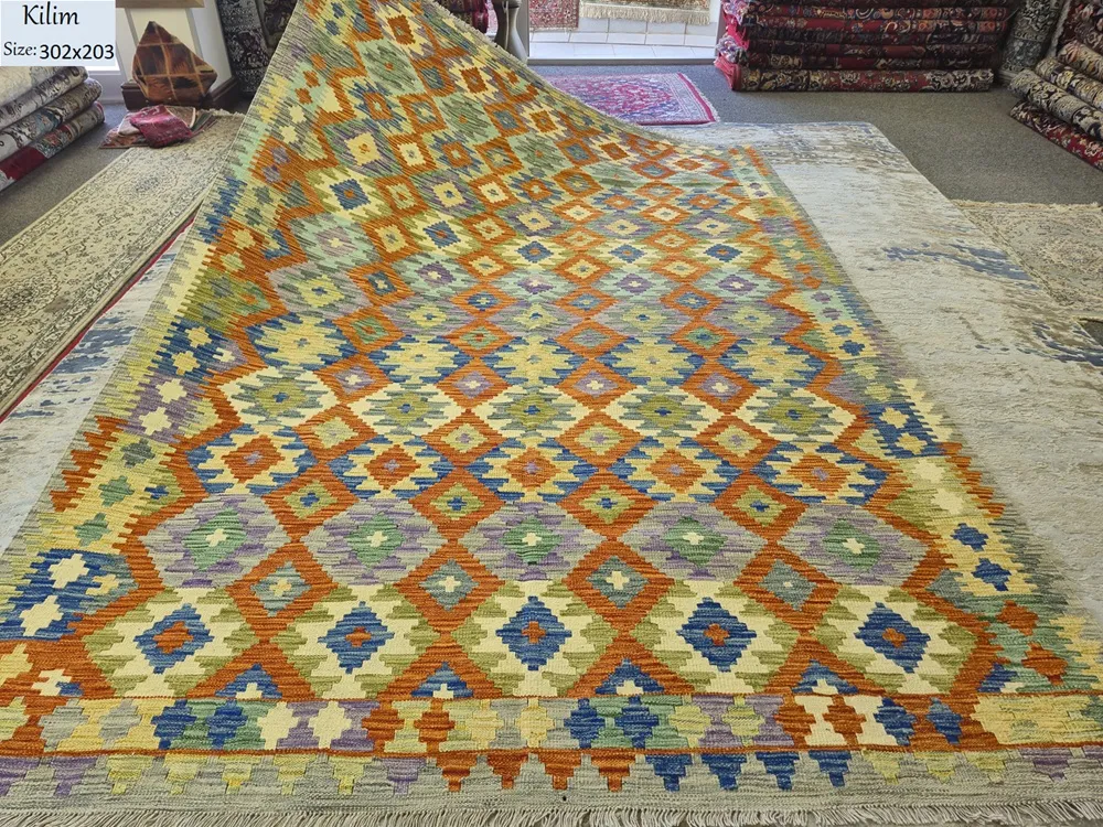 Hand Woven Geometric Kilim 1