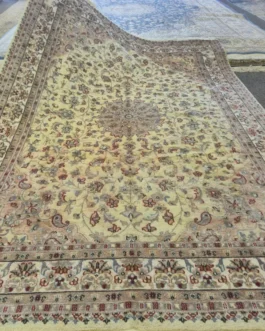 Pre-loved silk Isfahan